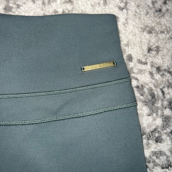 Gymshark Whitney Simmons V3 Cycling Shorts-Eucalyptus-Size Small - Picture 3 of 5